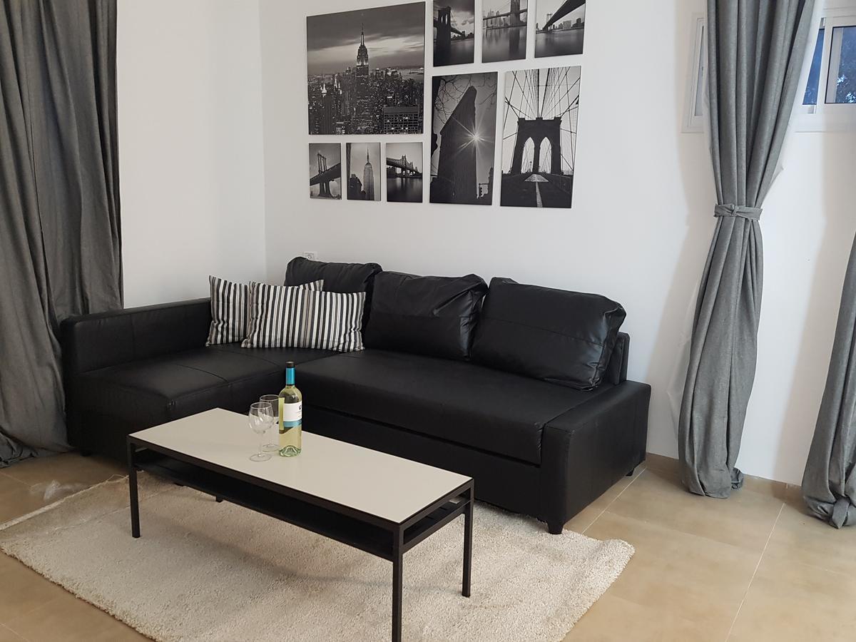 Aparthotel אבני החושן- Avnei Hoshen à Nahariya Extérieur photo