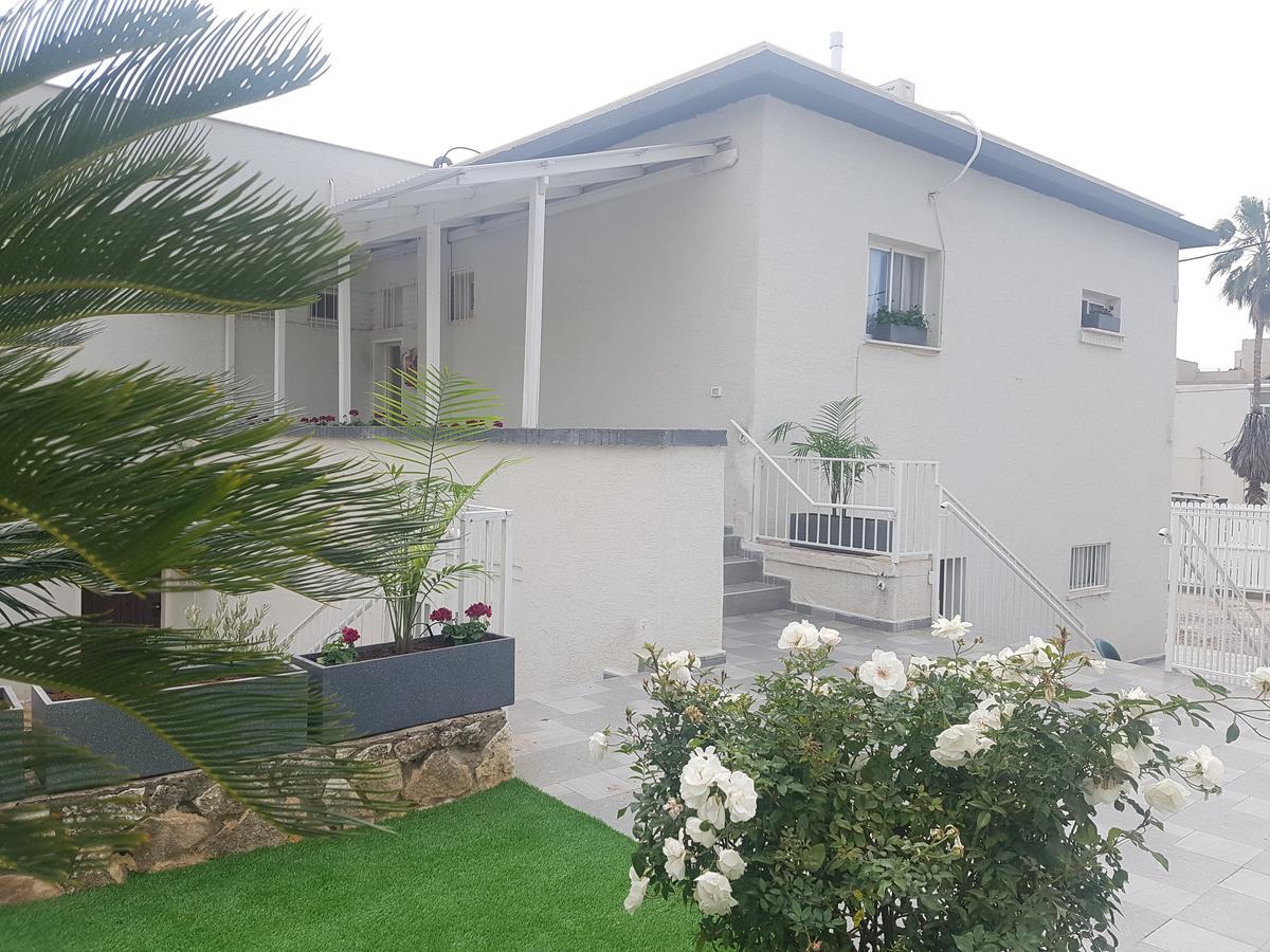 Aparthotel אבני החושן- Avnei Hoshen à Nahariya Extérieur photo